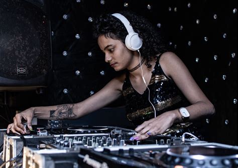 Rising Stars: Exploring the Next Generation of Magic Moments DJs